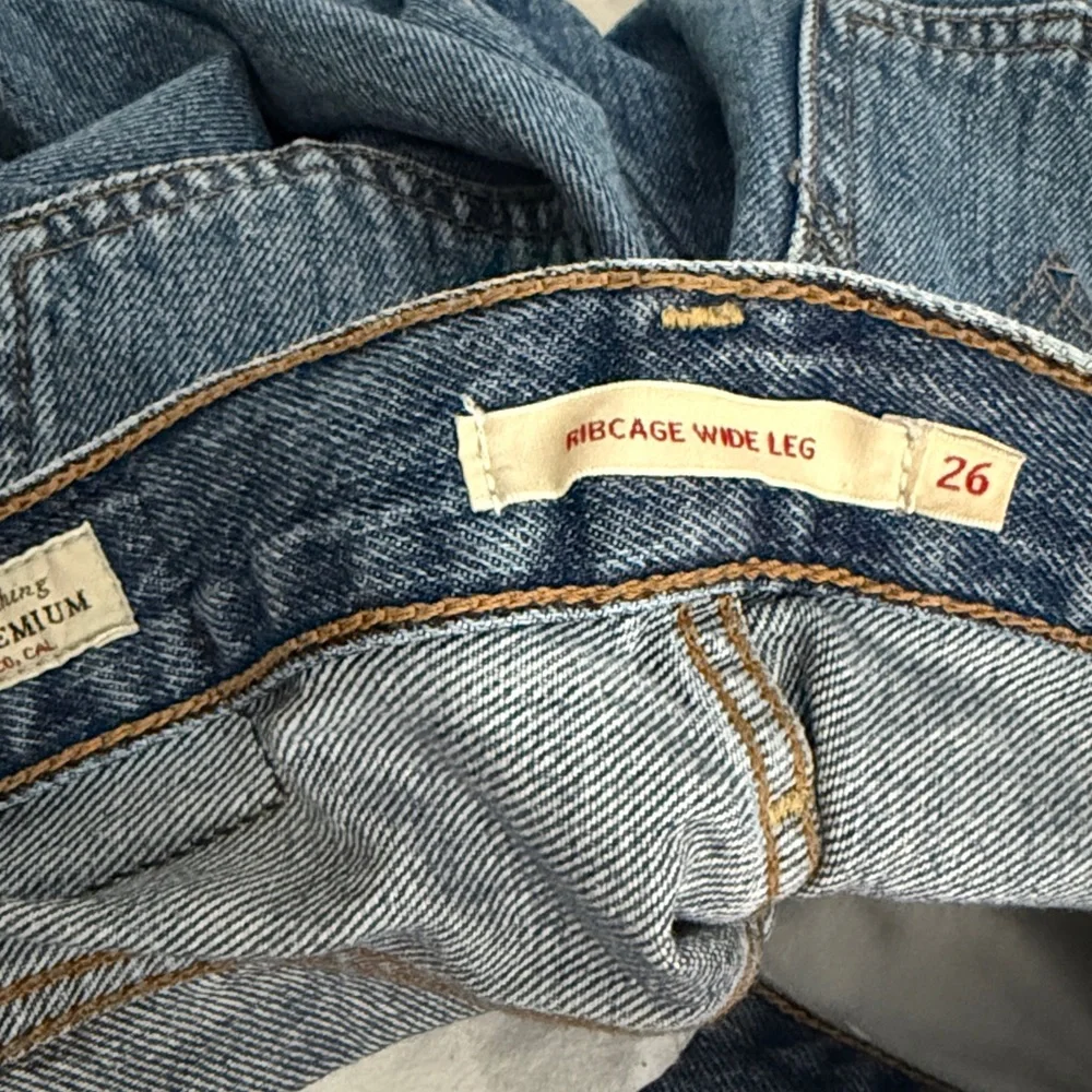 Levis ribcage wide leg jeans - Picture 6 of 7